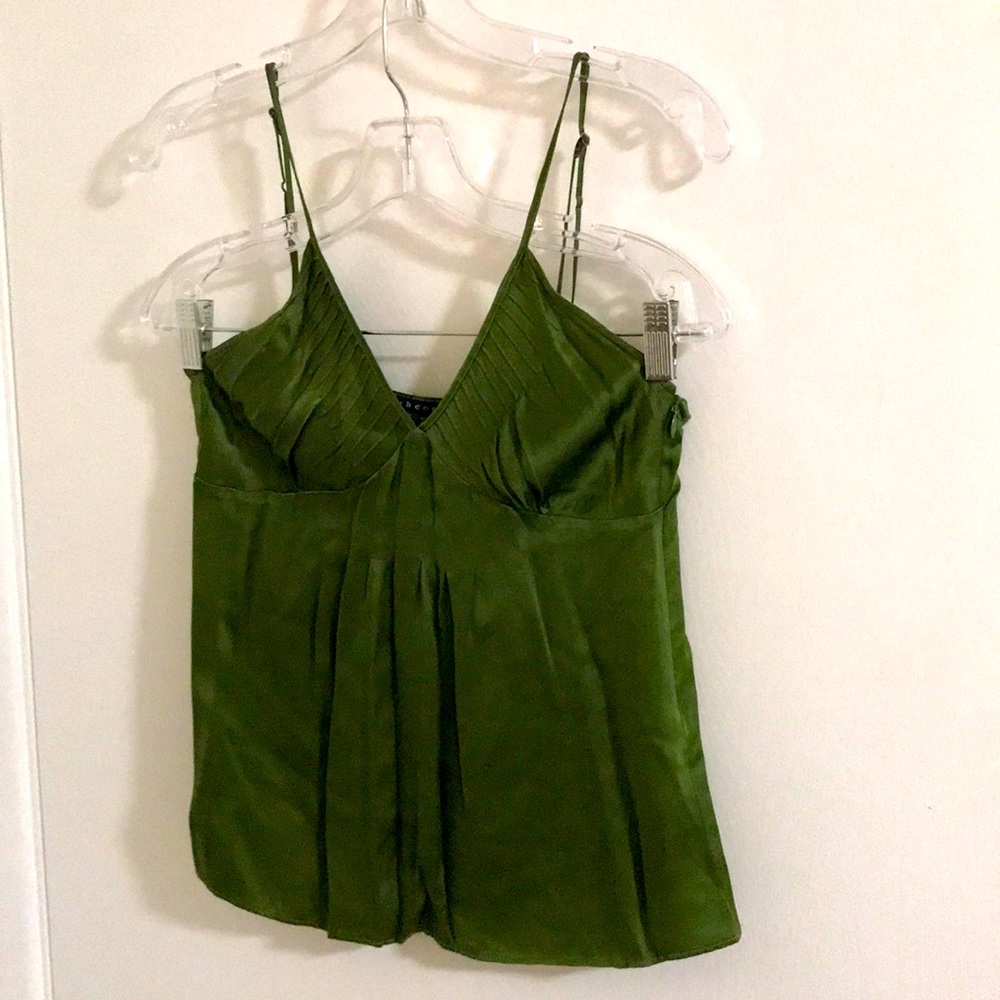 Theory green slip top